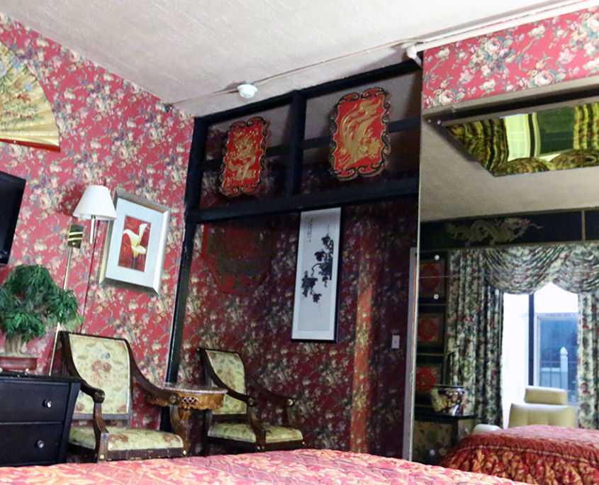Look Around the Oriental Delight Room
