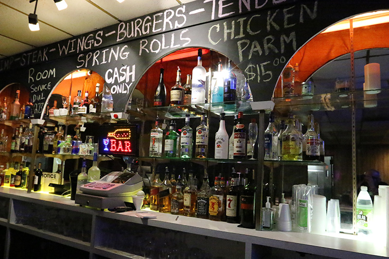 Kew Motor Inn Bar and Restaurant